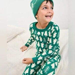 Hanna Andersson Holiday Long John Pajama Set in Winter Green Trees Size 10